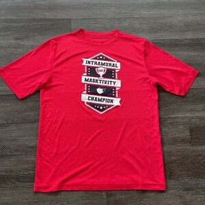 Athletic Red Short Sleeve Shirt Adult Medium UConn Rec Intramural Champion